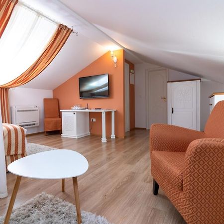Citta Vecchia B&B Krk Town Eksteriør billede